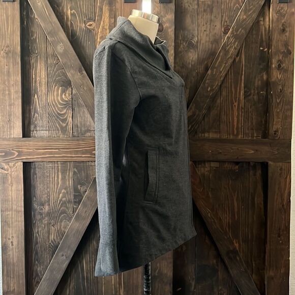 Atwell grey comfy front button sweater Sz- Small - Picture 3 of 12